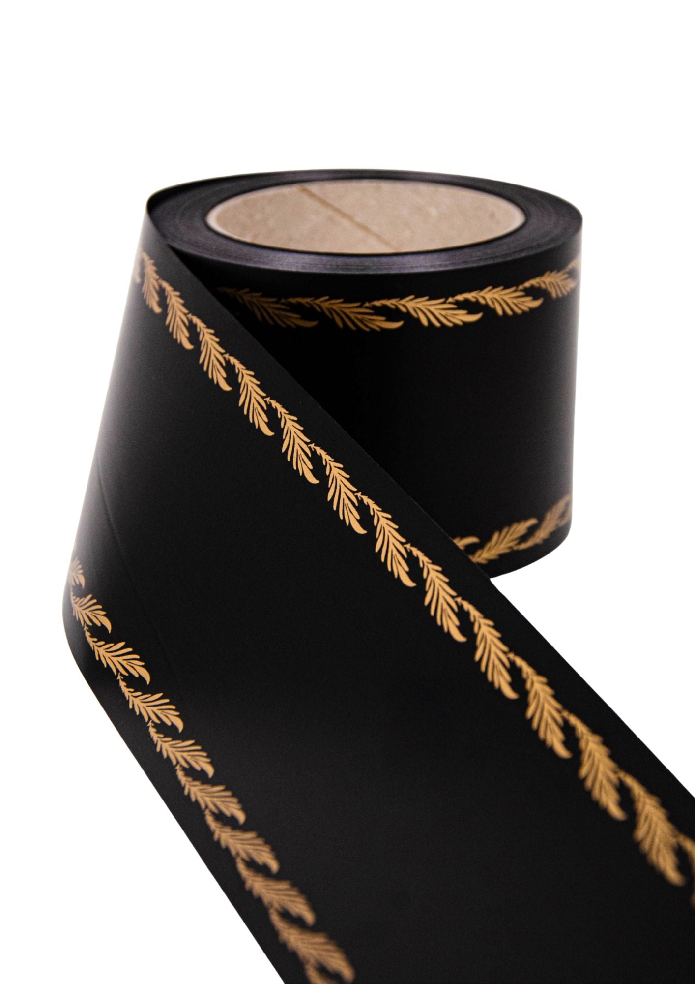 Panglica funerara neagra cu flori aurii pe margini