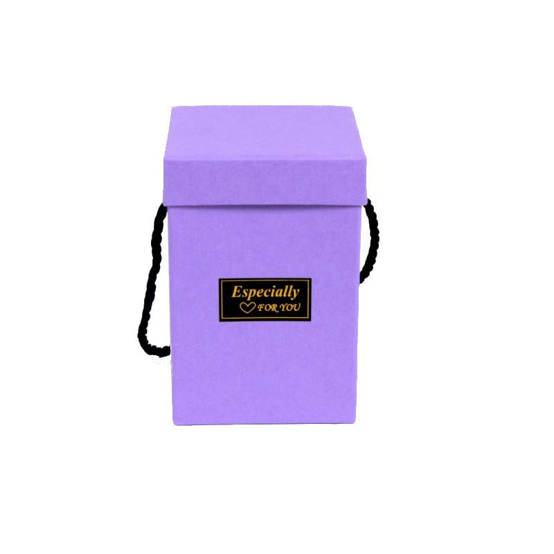 Cutie patrata uni cu inscriptie