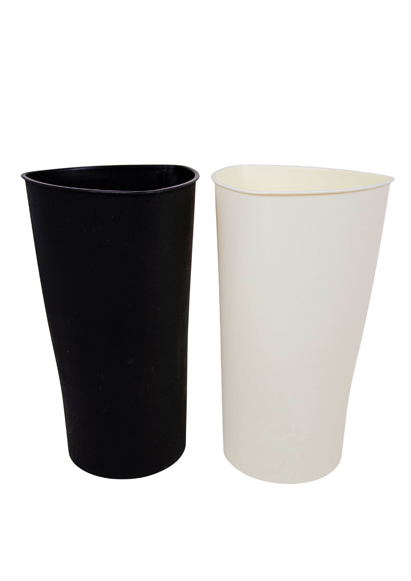 Vaza din plastic