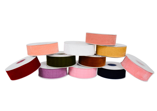 Rola  Catifea  Pentru Aranjamente Florale Dimensiuni    3,8cmx10m