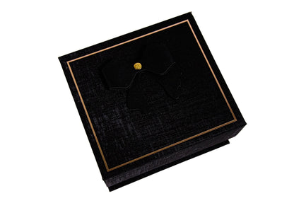 Cutie Cadou Neagra cu Funda pentru Bijuterii si Cadouri L14x13 H7.5 cm