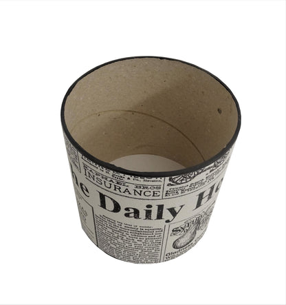 Ghiveci Carton Rotund cu Imprimeu Tip Ziar pentru Flori D16 x H15 cm