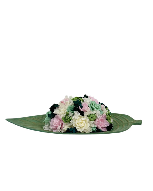 Aranjament Florar din Sapun Organic Parfumat PE Tavita